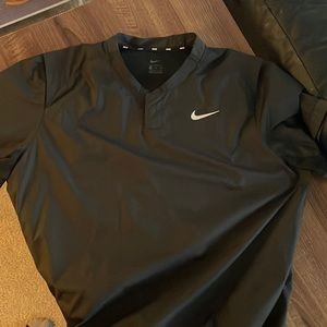 Nike shirt sleeve wind breaker